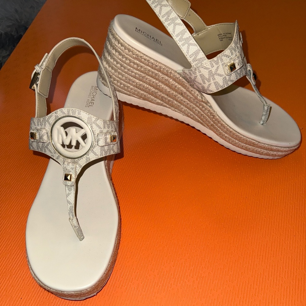 Michael Kors Wedge Sandals 3” - Picture 1 of 6